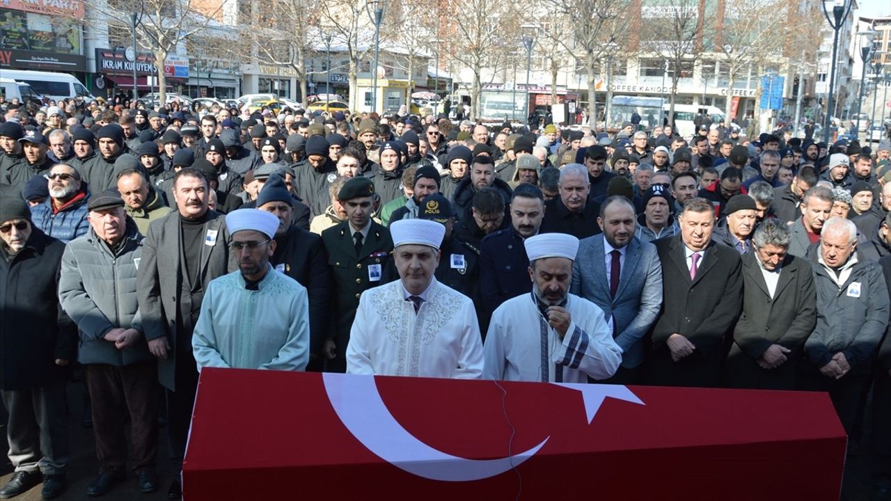 Emekli Başkomiser Ali Şencan Son Yolculuğuna Uğurlandı
