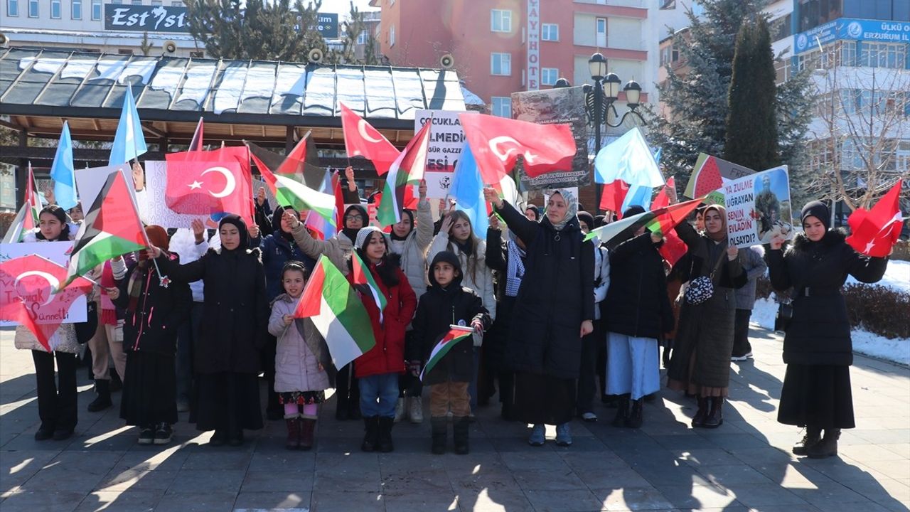 Erzurum'da Gazze İçin İzzet Yürüyüşü Düzenlendi