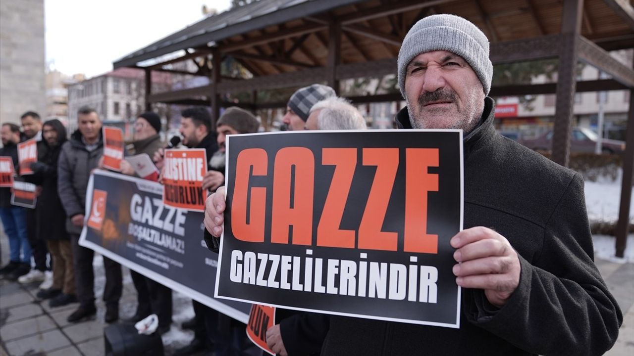 Erzurum'da Trump'ın Gazze Planına Tepki Gösterildi