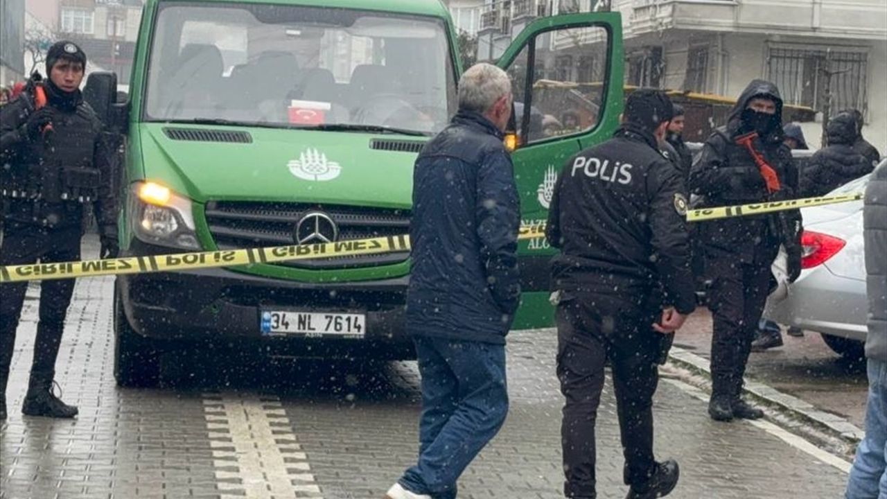 Esenyurt'ta Eşini Boğarak Öldüren Şüpheli Gözaltına Alındı