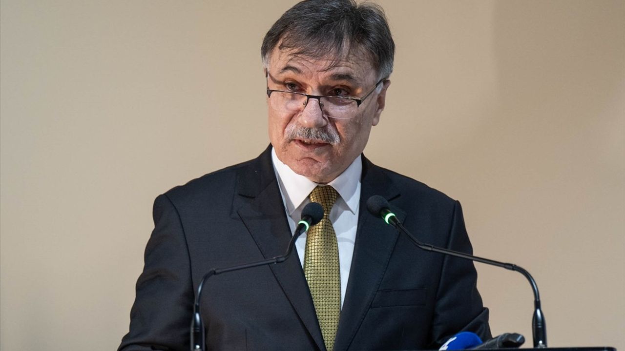 Fatih Sultan Mehmet Vakıf Üniversitesi'nin Yeni Merkezi Açıldı