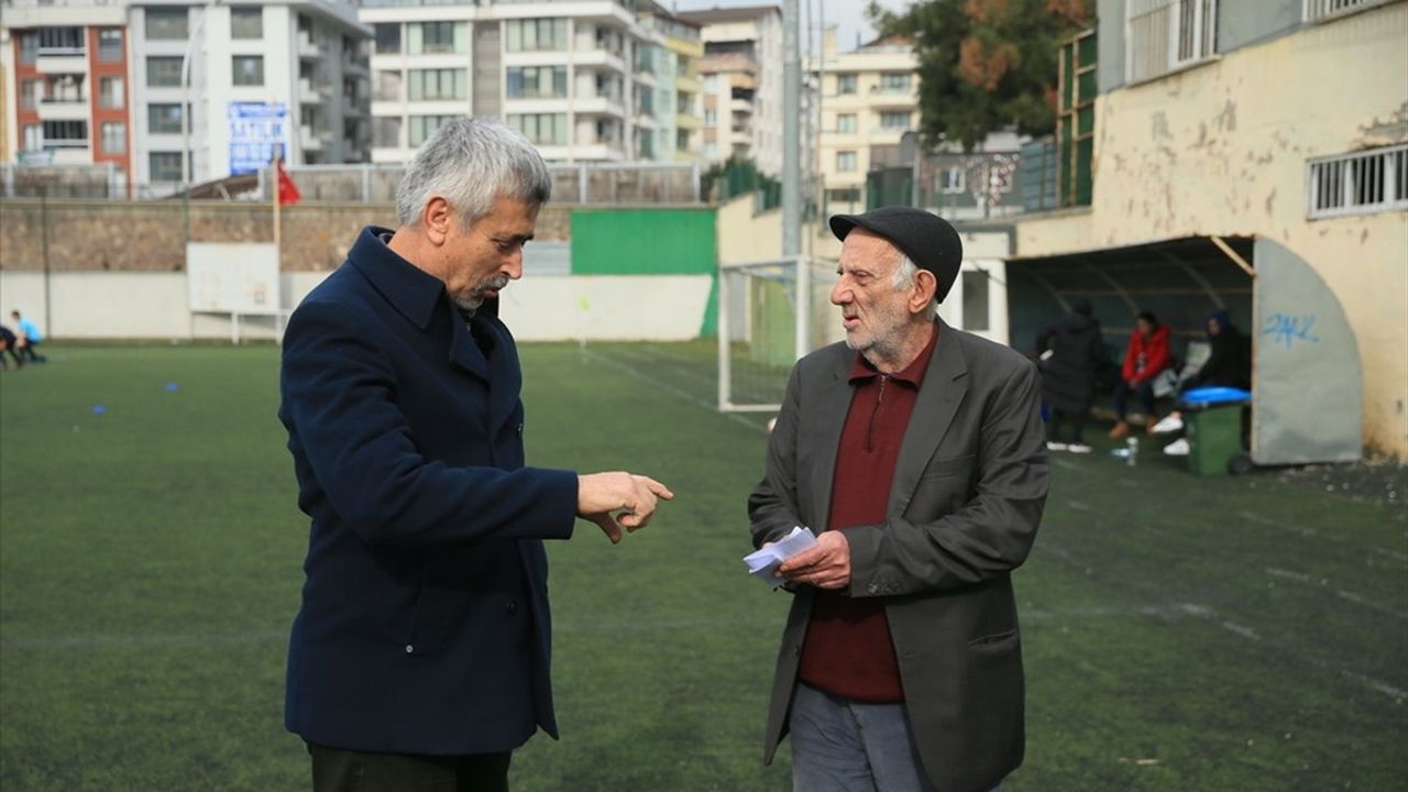 Futbol Sevdalısı Köfteci İbrahim Özenir'in Hikayesi