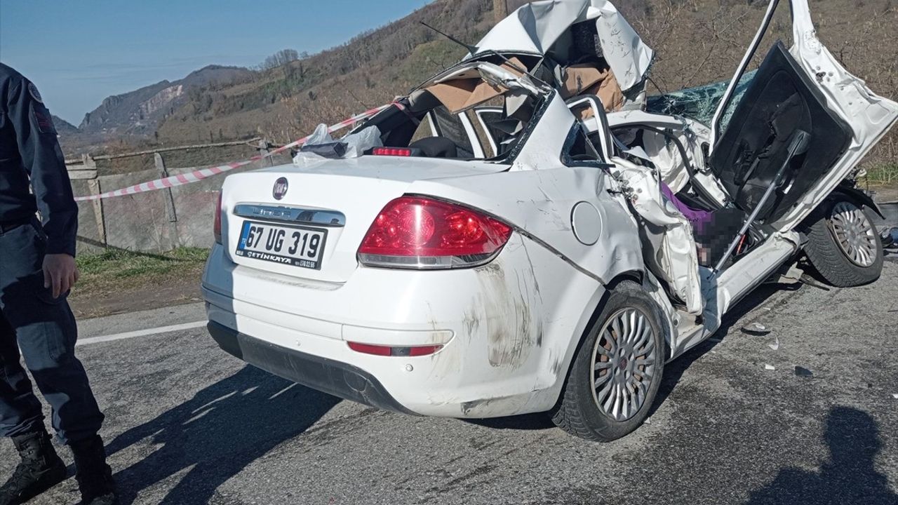 Giresun'da Trafik Kazası: 3 Kişi Hayatını Kaybetti
