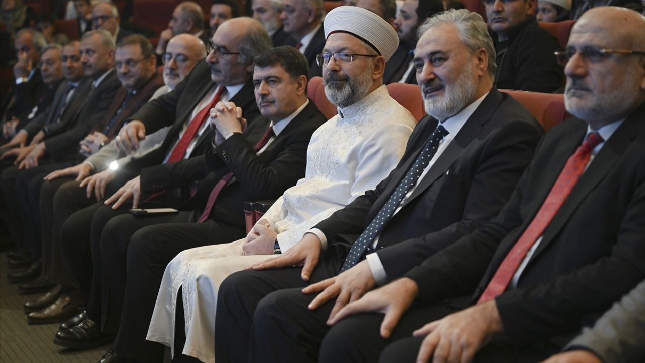 Hafızların Dilinden Şairlerin Kelamı Şiir Yarışması Tamamlandı