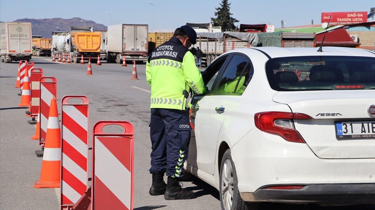 Hatay'da Cayrokopter Destekli Trafik Denetimi