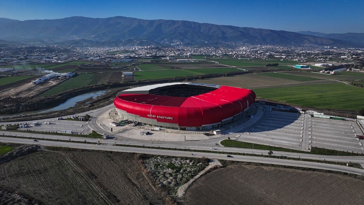 Hatayspor Taraftarları Yeni Sezonda Takımlarını Kendi Stadyumlarında İzlemek İstiyor