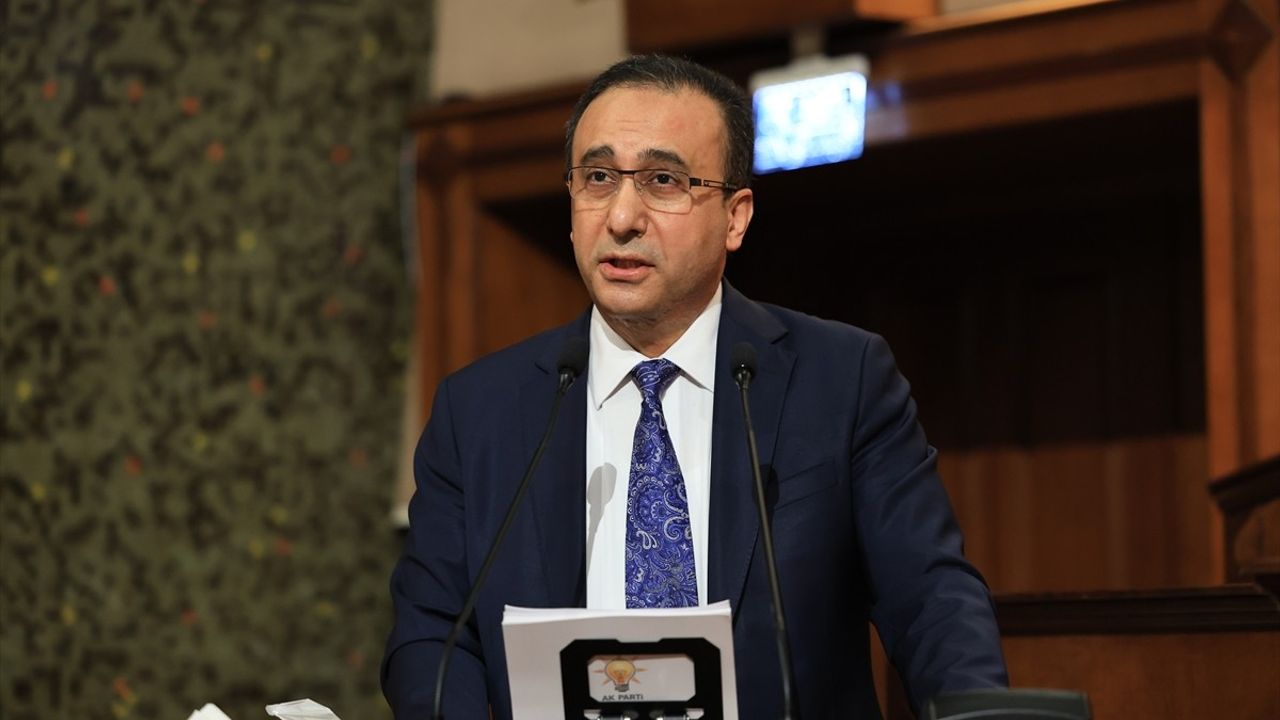 İBB Meclisinde Yargı Tartışması: İmamoğlu ve Arslan Karşı Karşıya