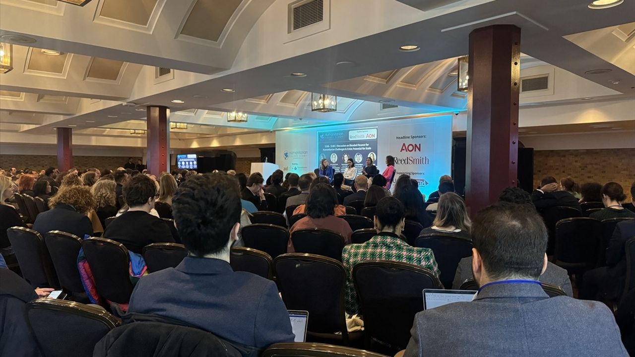 İHH, Londra'daki Uluslararası İnsani Finans Zirvesi'nde Yer Aldı