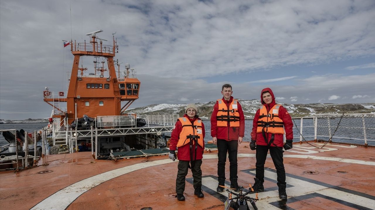 İnsansız Kutup Hava Aracı 'İKHA' Antarktika'da Test Edildi