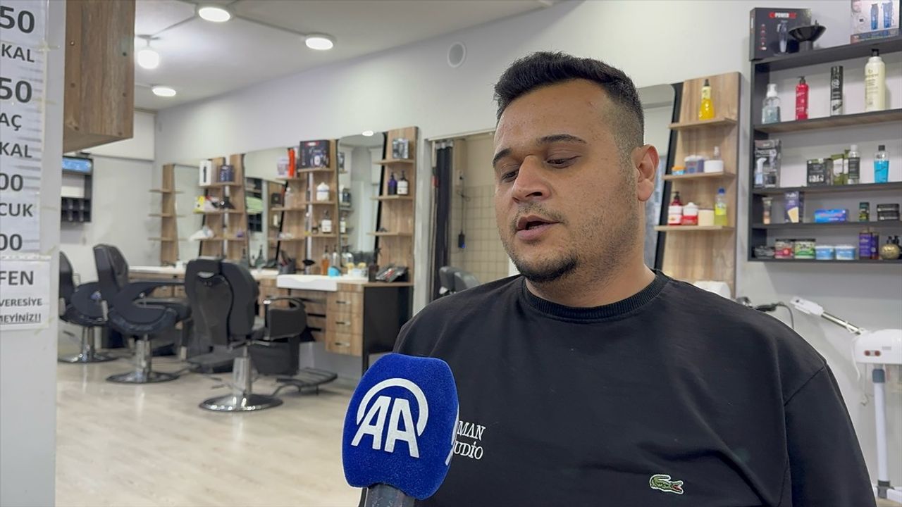 Isparta'da Berber Dükkanına Taşlı Saldırı