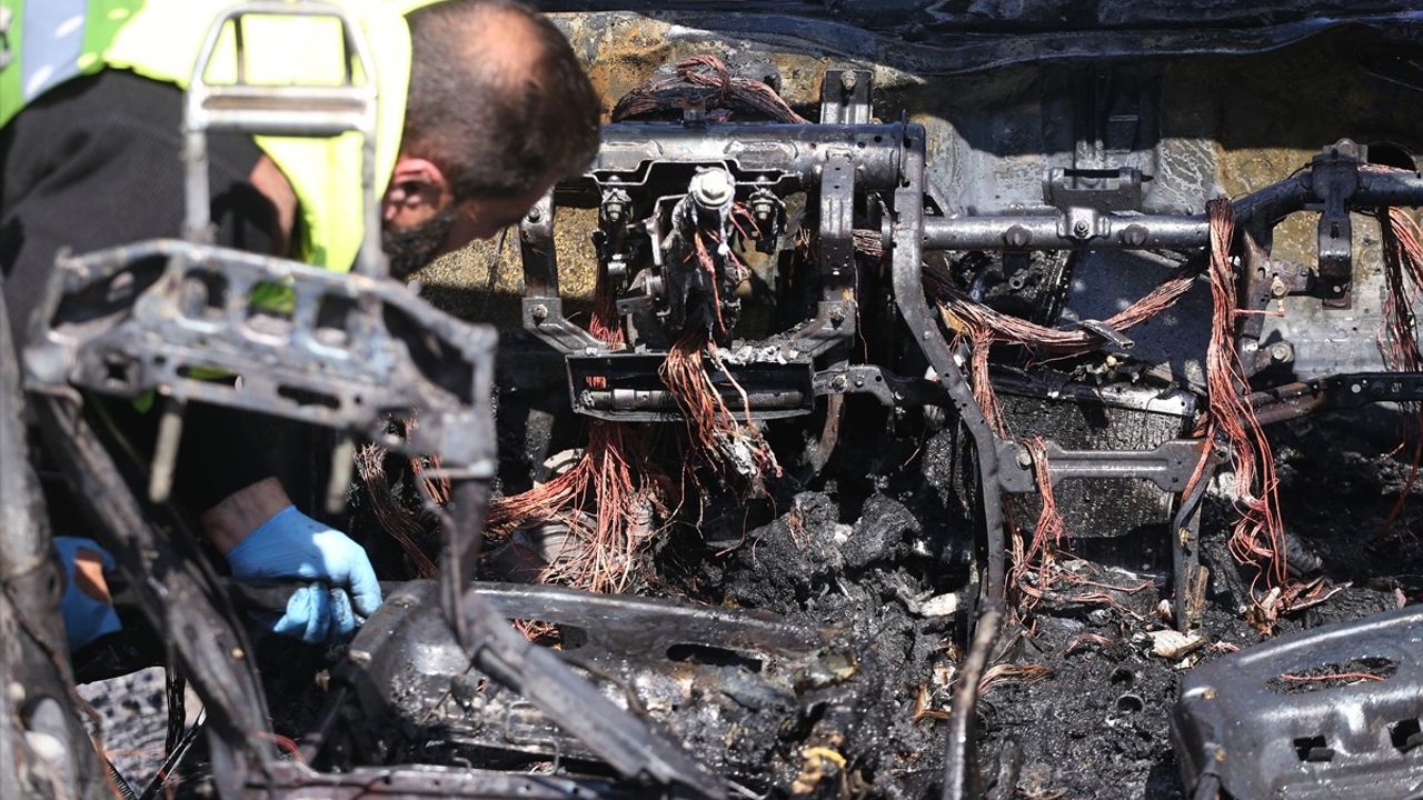 İsrail Ordusu Lübnan'da İHA ile Araç Hedef Aldı