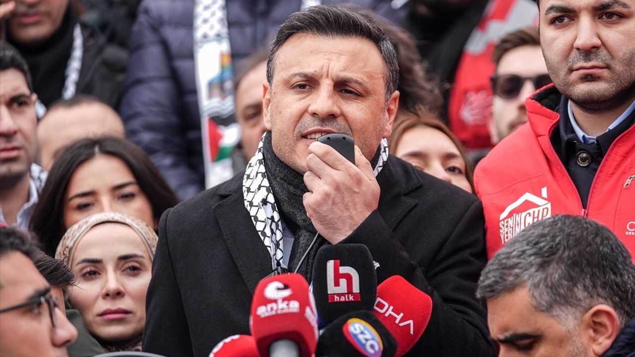 İstanbul'da Filistin'e Destek Eylemi Düzenlendi