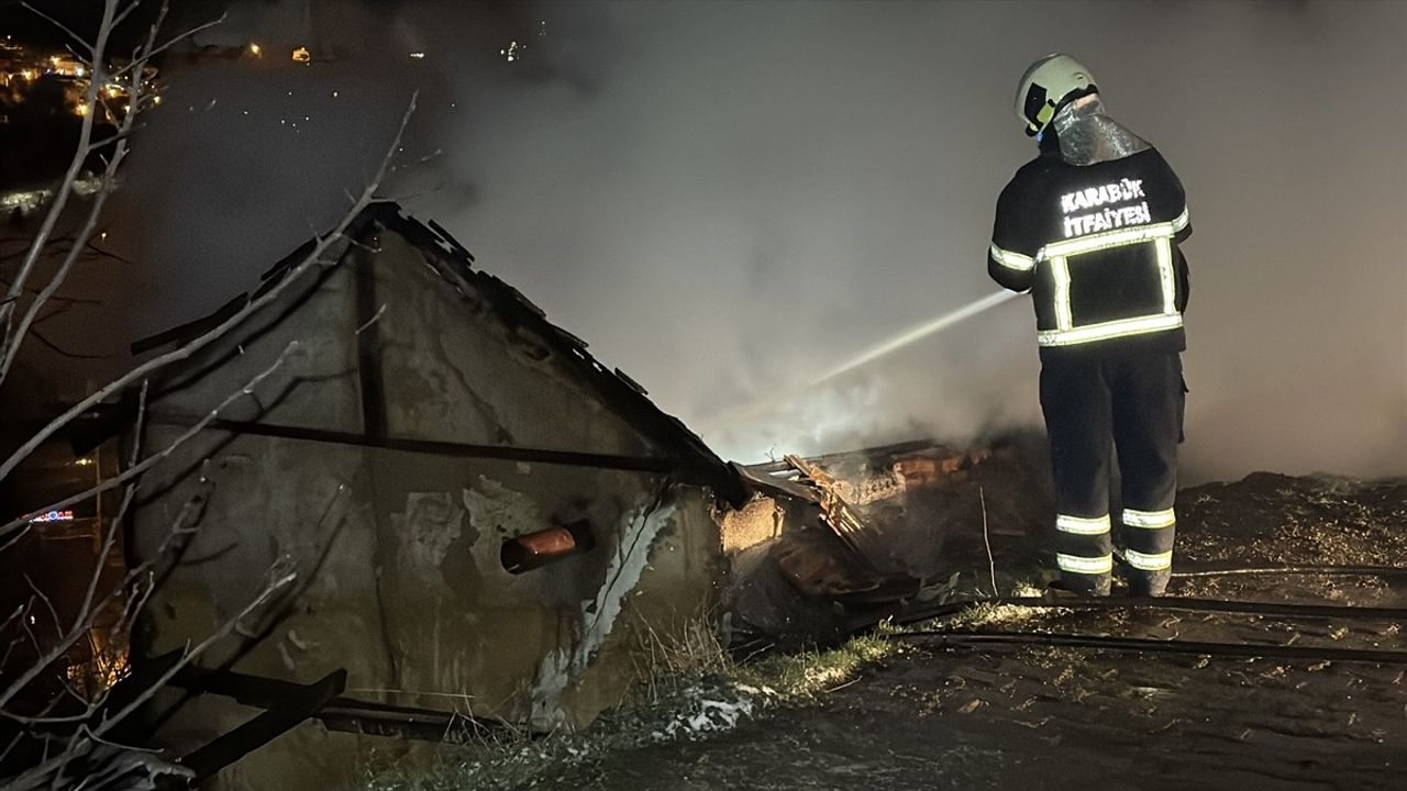 Karabük'te Müstakil Evde Yangın: Evin Durumu Kullanılamaz Hale Geldi