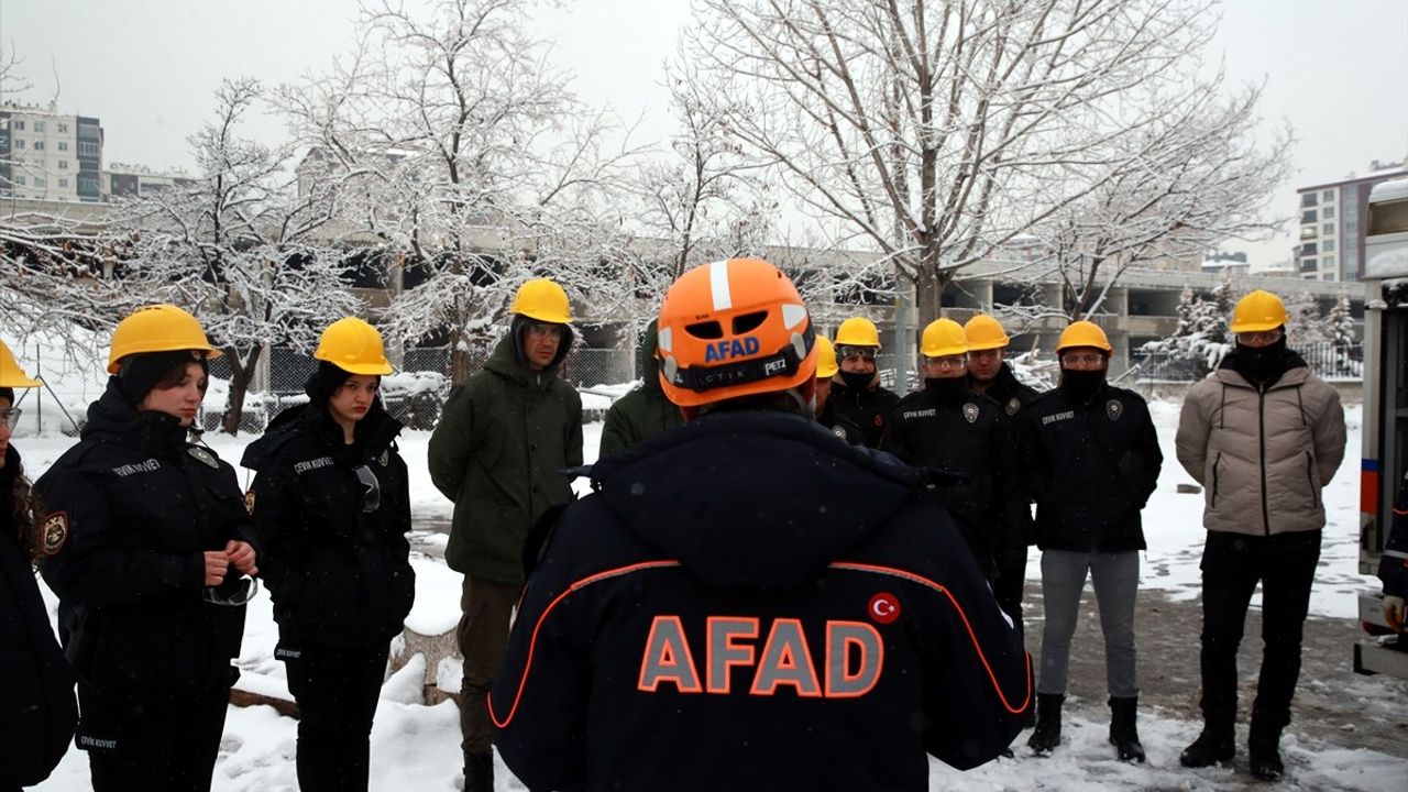 Kayseri'de Acil Durum Eğitimi