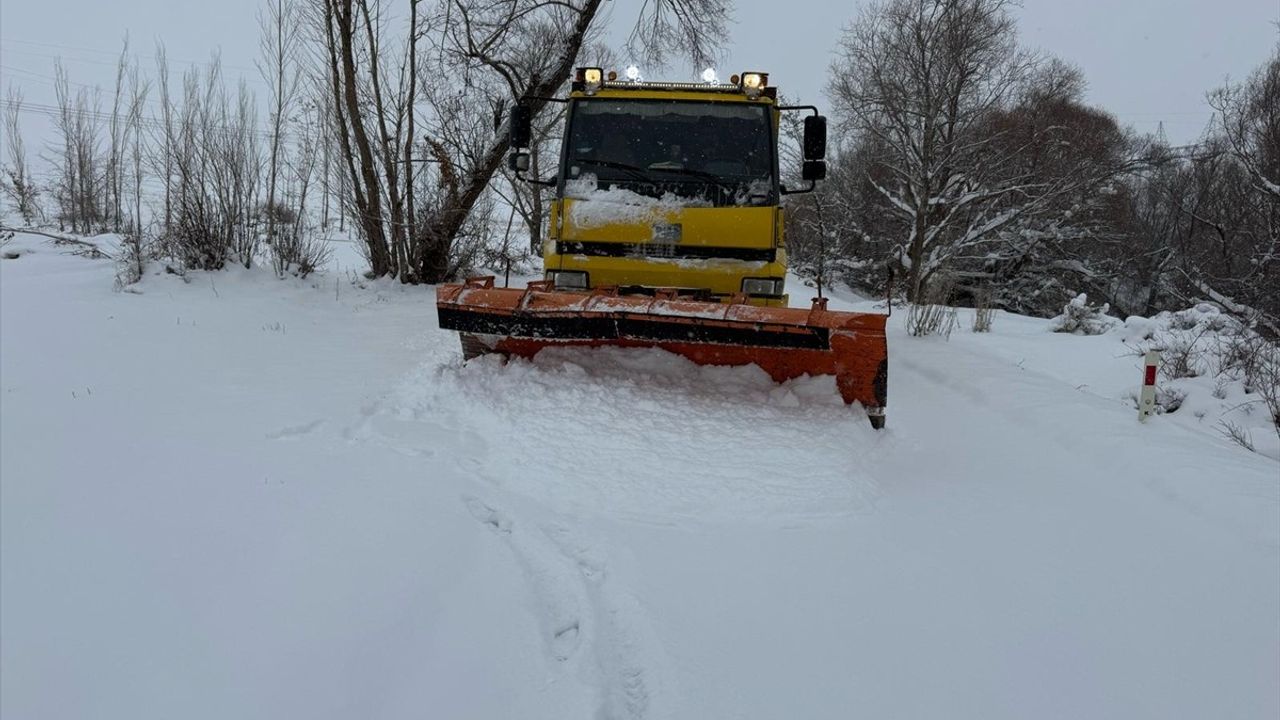 Kayseri'de Kapanan 38 Mahalle Yolu