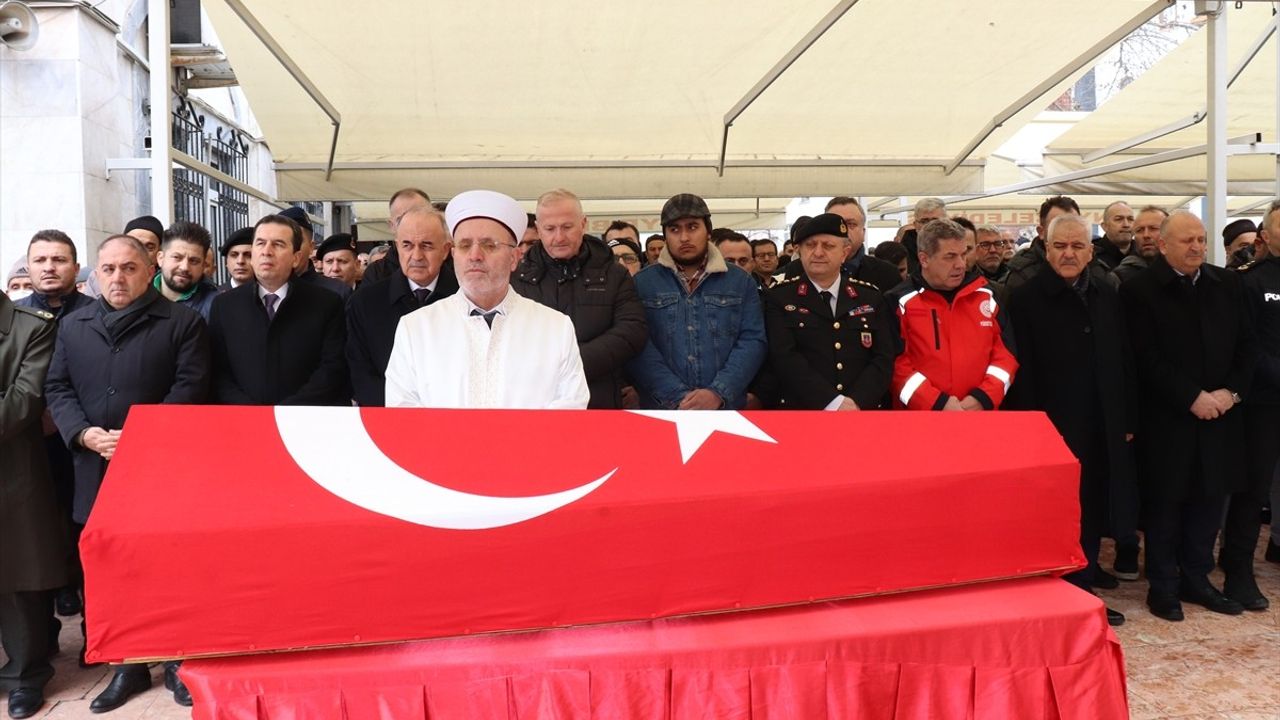 Kıbrıs Gazisi Ahmet Balcıoğlu Son Yolculuğuna Uğurlandı