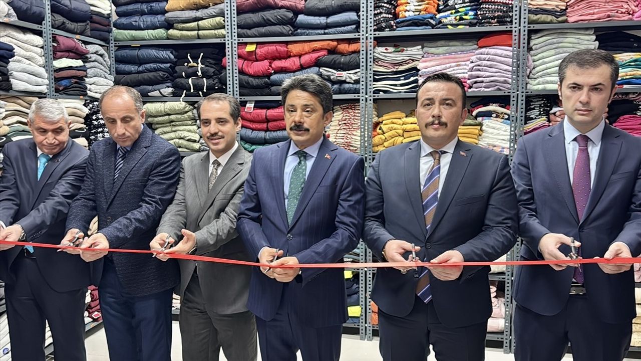 Kırşehir'de Sosyal Market Projesi Hayata Geçti