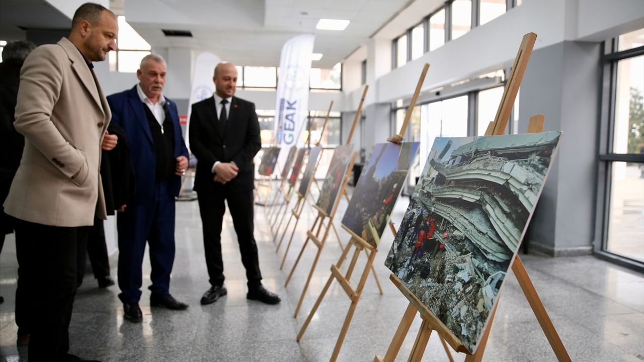 Kocaeli'de Kadınların Afet Yönetimindeki Rolü Panelde Ele Alındı