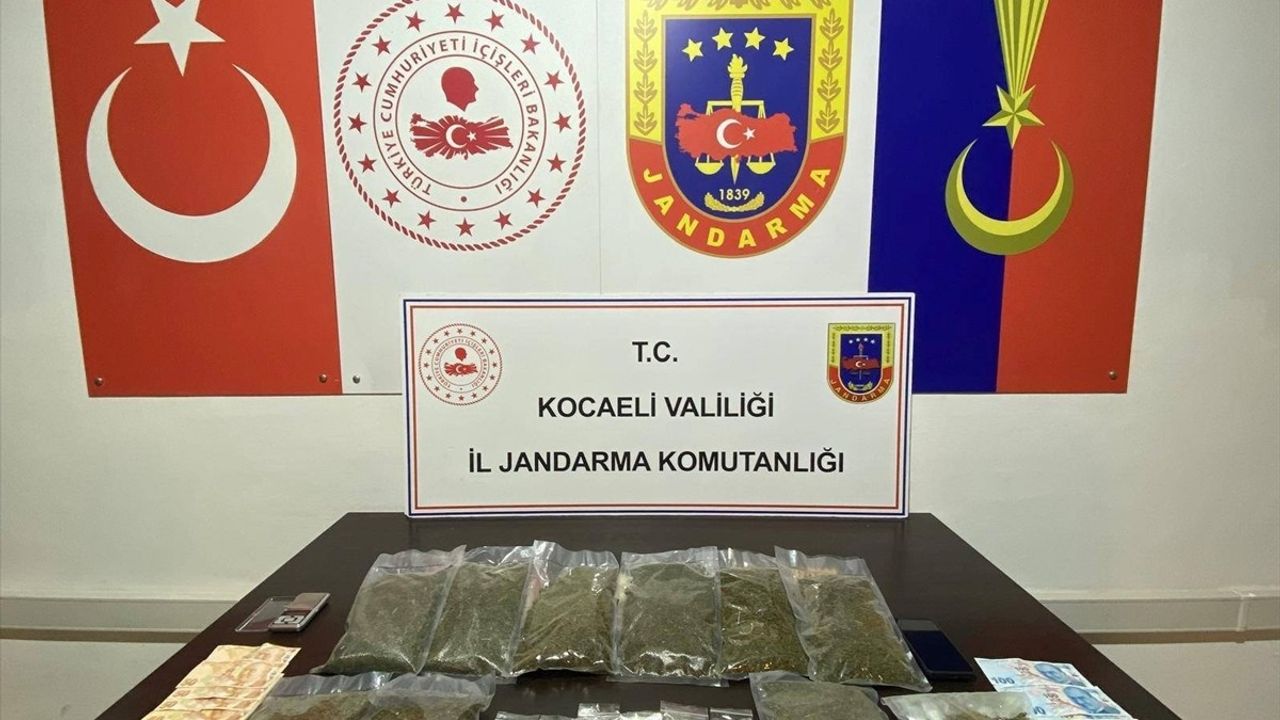 Kocaeli'de Sentetik Uyuşturucu Operasyonu: 4 Kilogram Ele Geçirildi