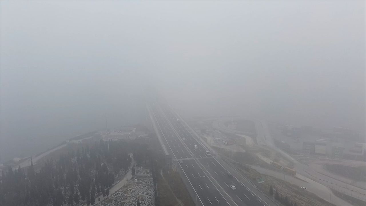 Kocaeli ve Düzce'de Yoğun Sis Etkili Oldu