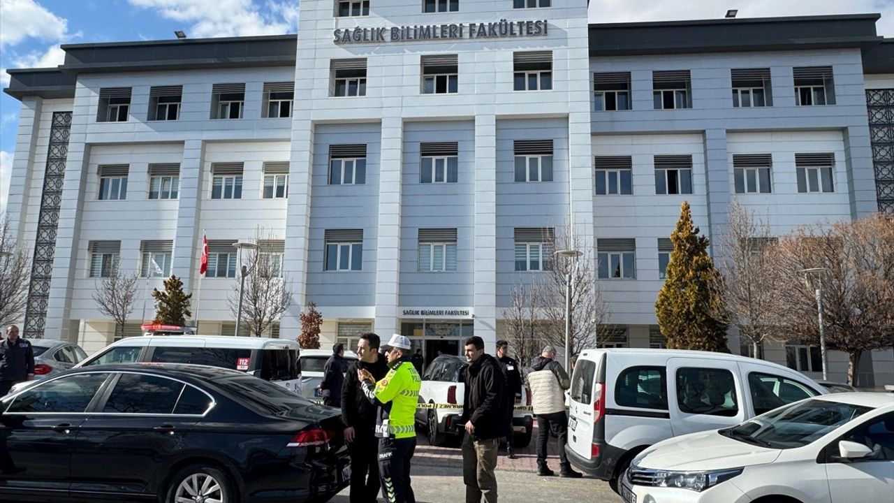 Konya'da Dekan Yardımcısına Saldırı ve İntihar Girişimi