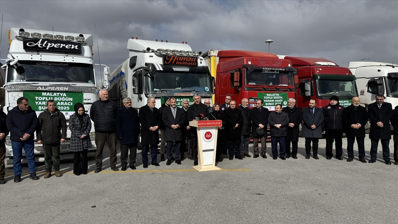 Konya'dan Malatya'ya 100 Nişanlı Çifte Yardım Tırları Gönderildi