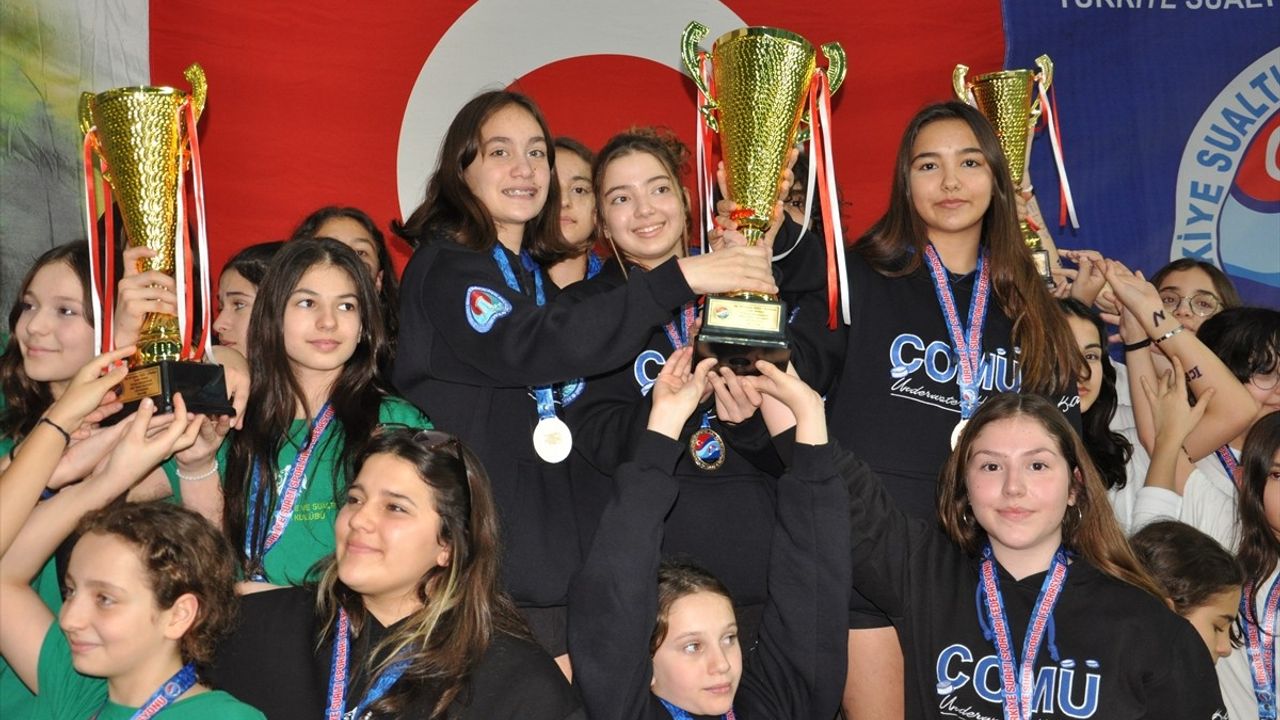 Kütahya'da Sualtı Hokeyi Milli Takım Seçmeleri Tamamlandı