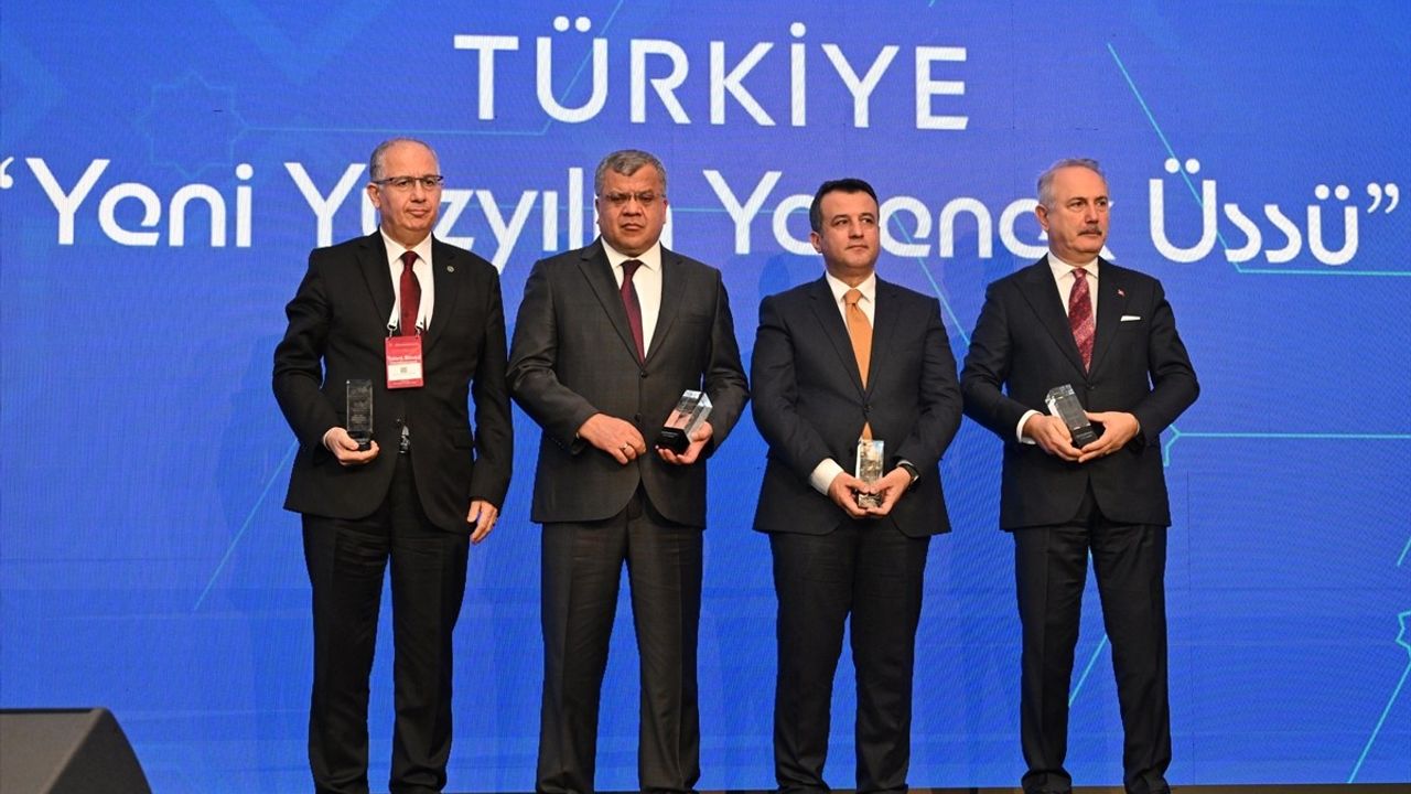 Marmara Kariyer Fuarı'na Prestijli Ödül