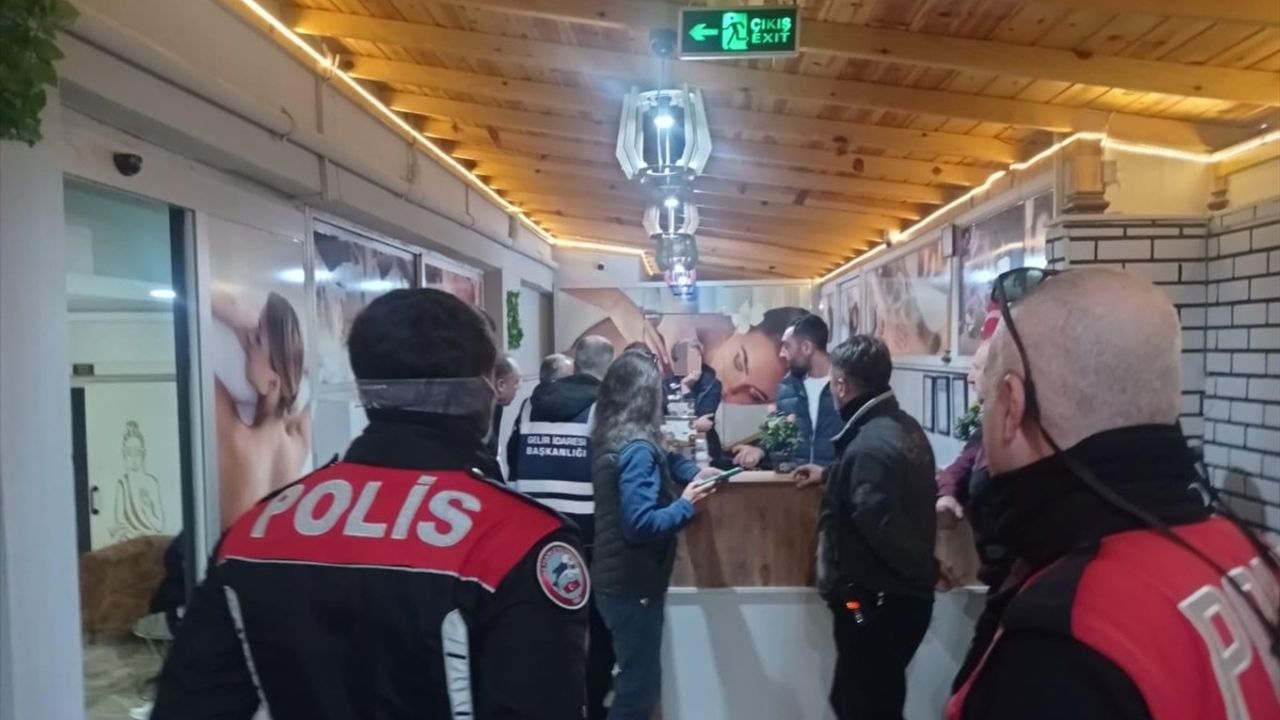 Mersin'de Kurallara Uymayan İşletmelere Cezalar Yağdı