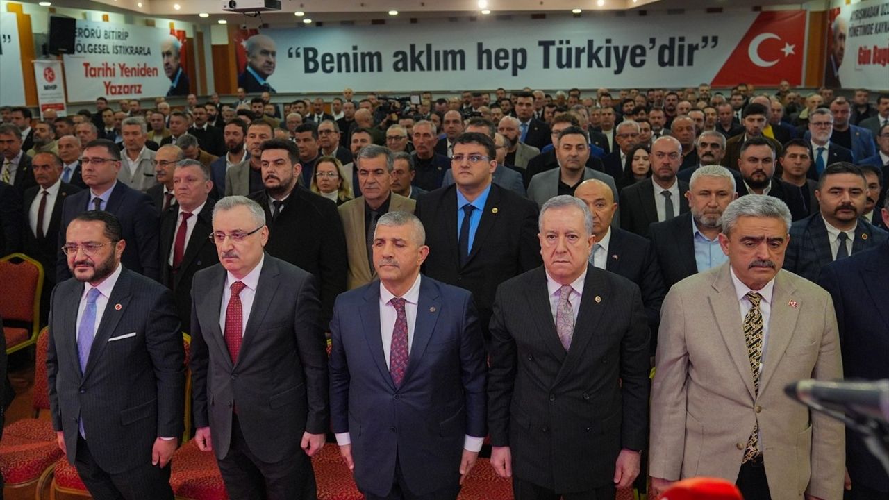 MHP Genel Başkan Yardımcısı Durmaz: CHP'li Belediyeler Şehirlerin Gelişimini Engelliyor