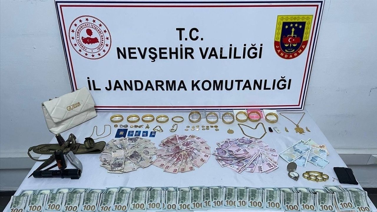 Nevşehir'de Hırsızlık Olayları Güvenlik Kamerasında Görüntülendi