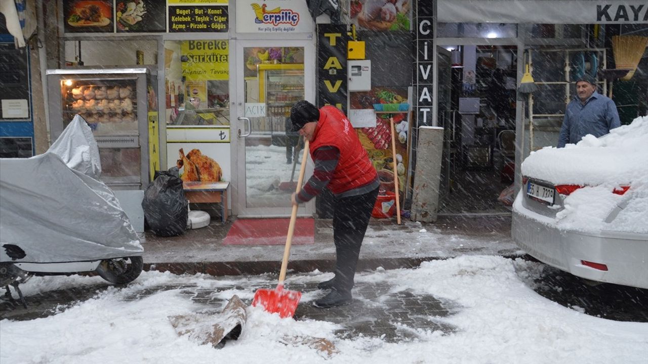 Samsun'un Havza İlçesinde Kar Yağışı Etkili