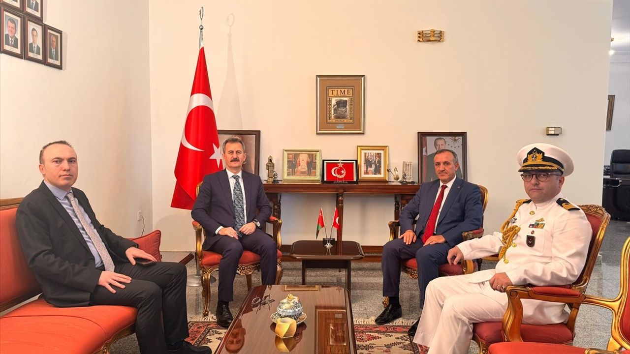 Savunma Sanayii Başkanı Haluk Görgün Umman'da temaslarda bulunuyor