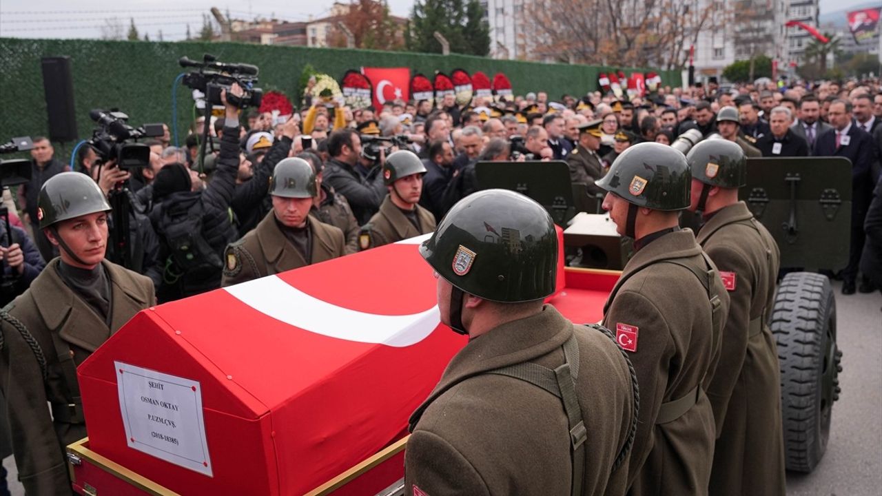 Şehit Uzman Çavuş Osman Oktay İzmir'de Uğurlandı