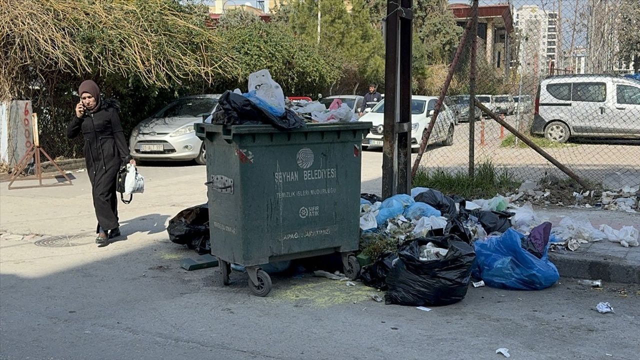 Seyhan Belediyesinde İşçi Eylemi: Tediye ve Fazla Mesai Ücretleri İçin İş Bıraktılar