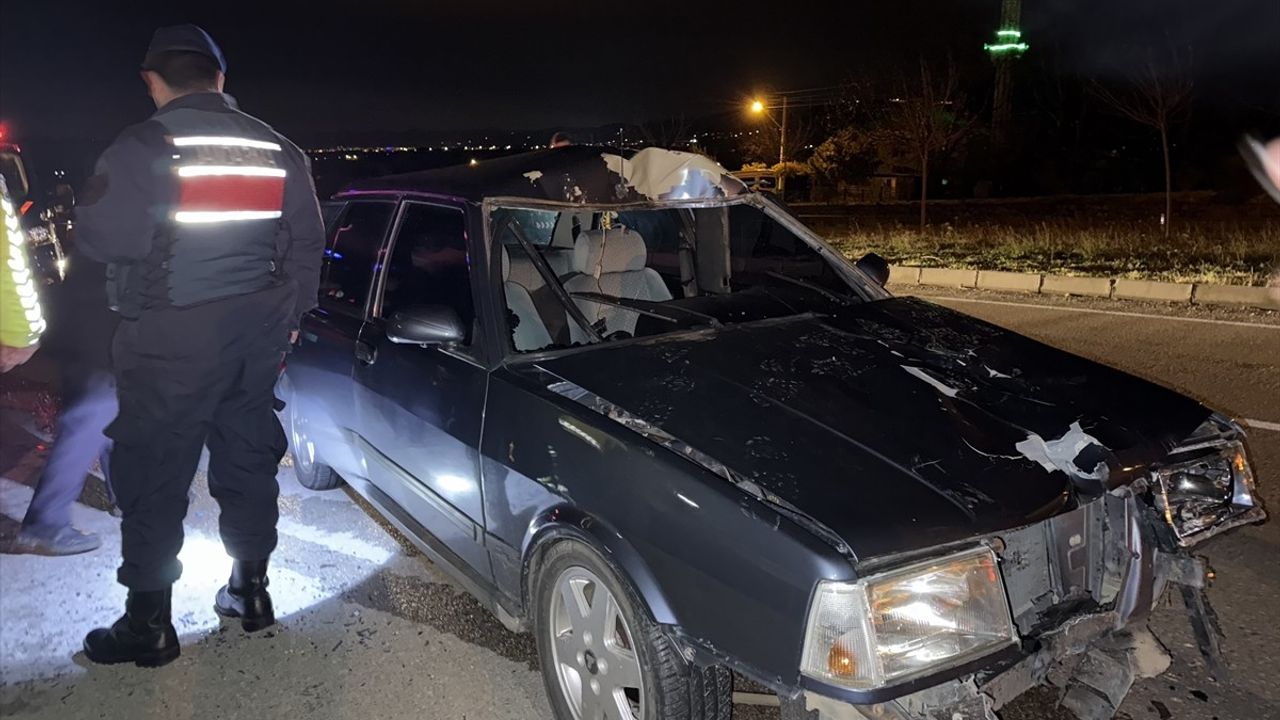 Sinop'ta Trafik Kazası: 3 Yaralı