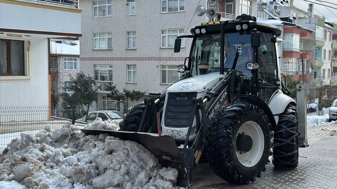 Sinop ve Kastamonu'da Kar nedeniyle 339 Köy Yolu Ulaşıma Kapalı