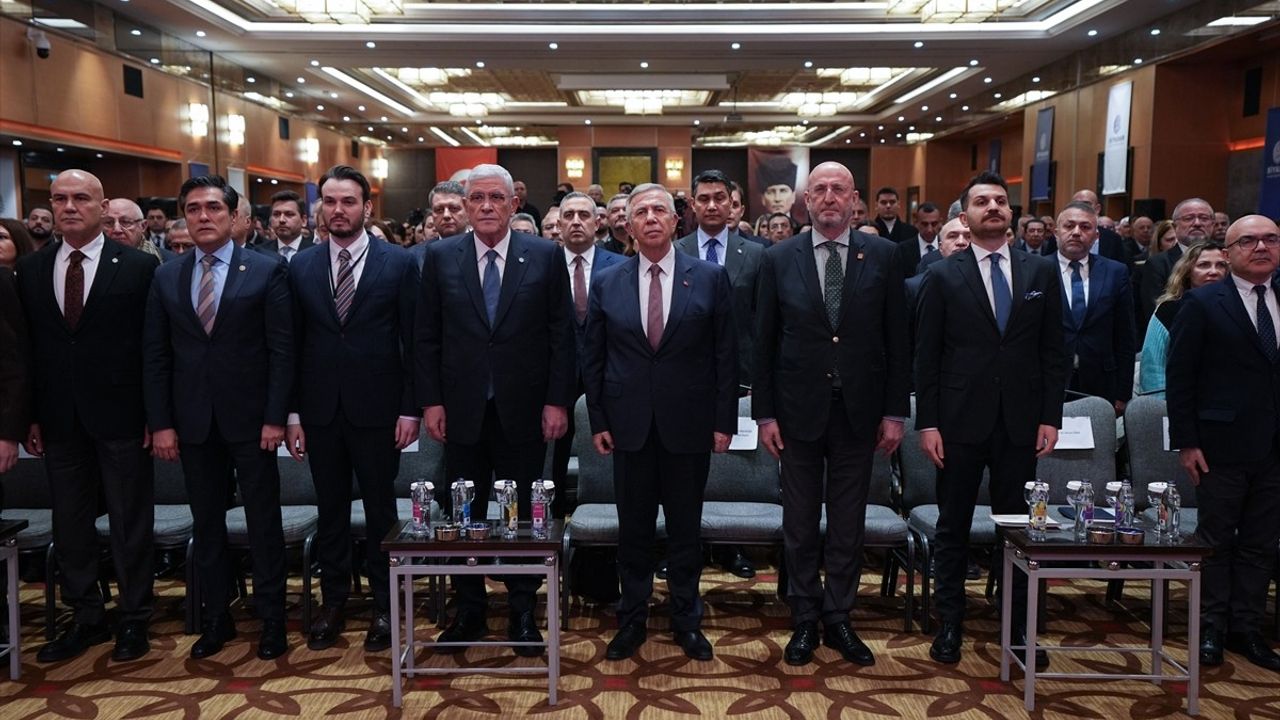 Siyaset Araştırma Merkezi Açıldı