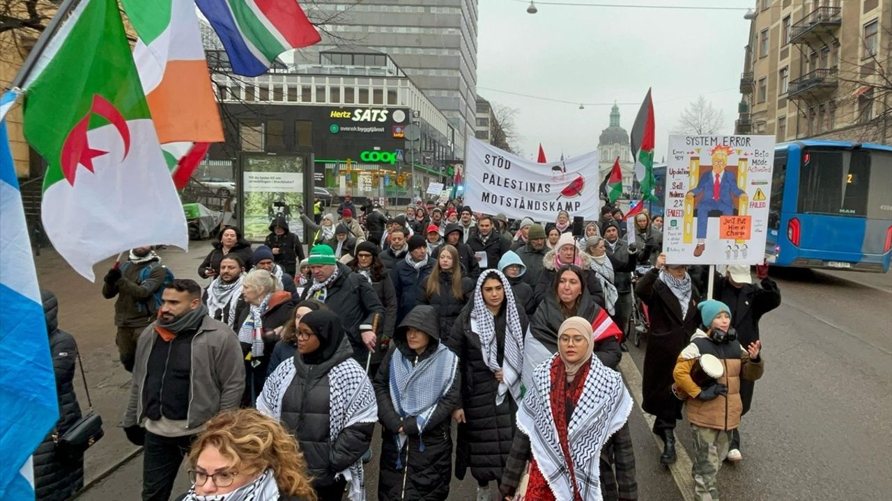 Stockholm'de Trump'ın Filistin Planına Karşı Protesto