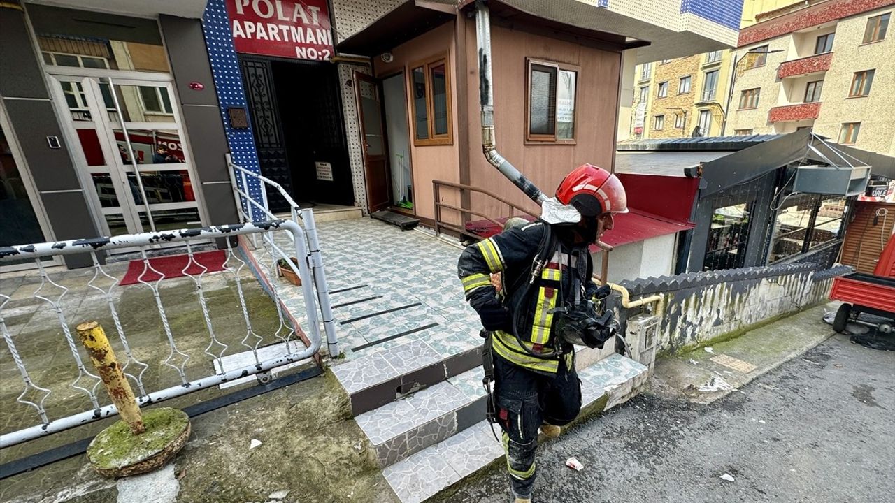 Trabzon'da Ev Yangını: 1 Yaralı