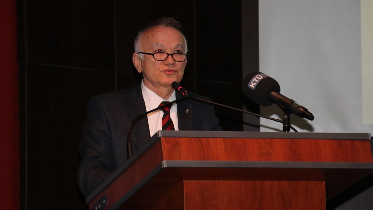 Trabzon'da 'İşgalden Kurtuluşa Trabzon' Paneli