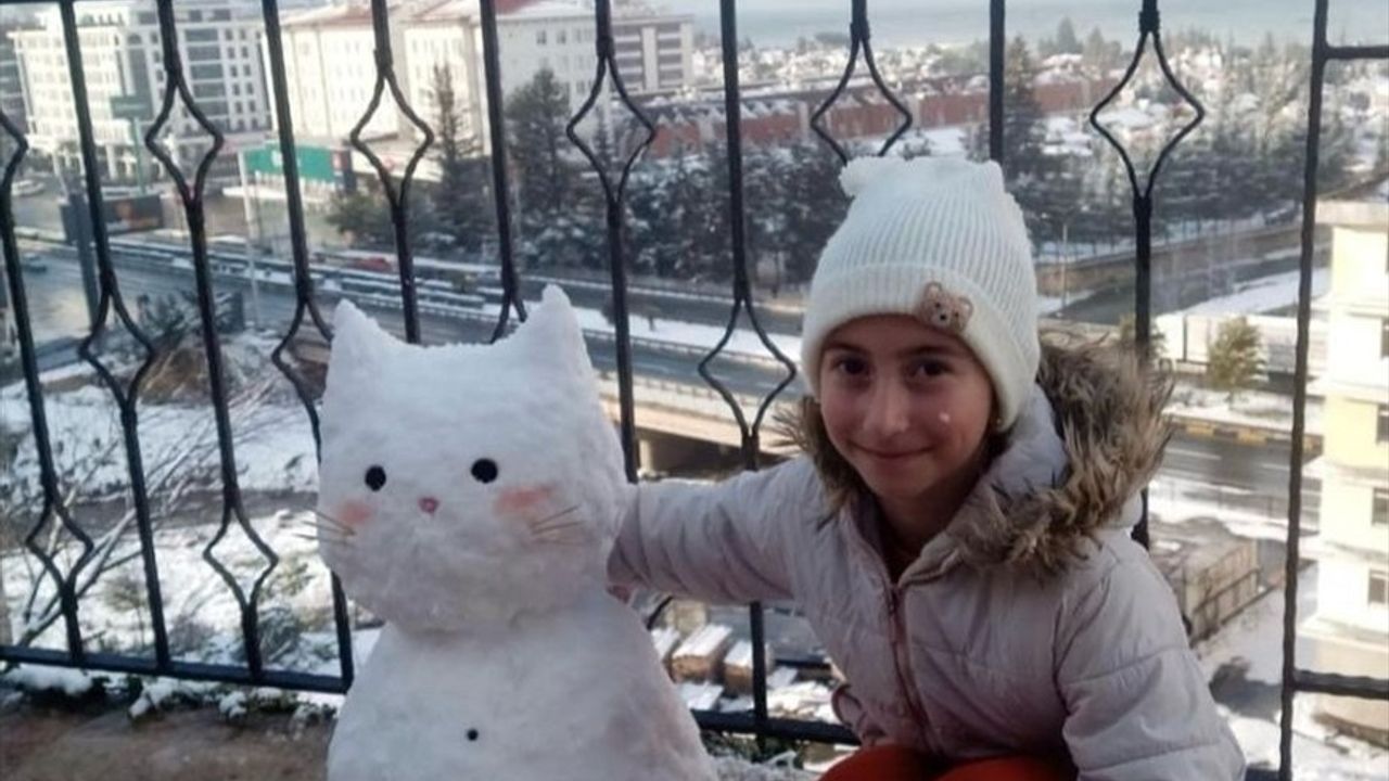 Trabzon Yomra'da Kardan Adam Yarışması Coşkusu