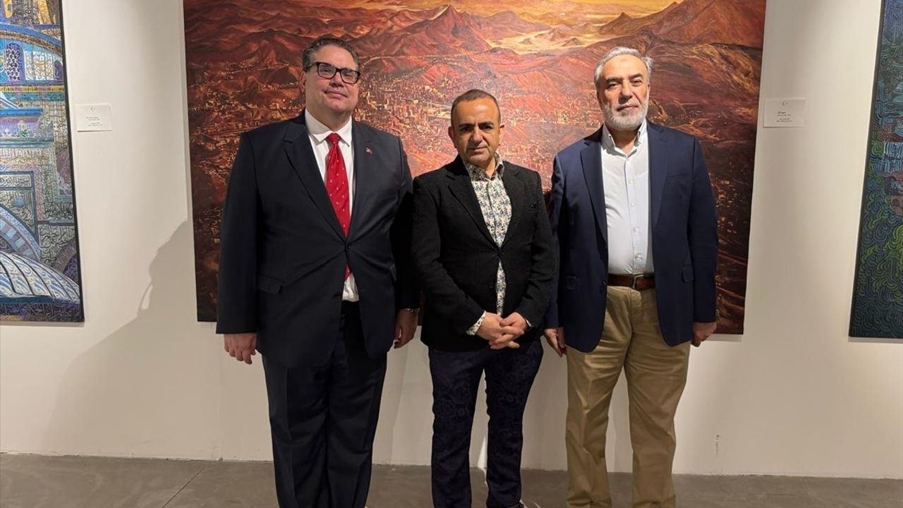 Türkiye İİT Daimi Temsilciliği 10. Yılını Sergi ile Kutladı