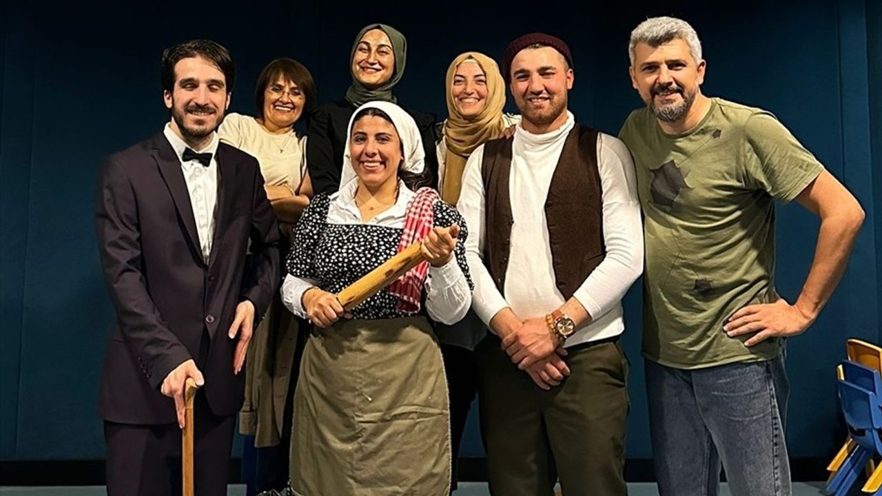 Ümraniye Tiyatro Akademisi: Geleceğin Oyuncuları Yetiştiriliyor