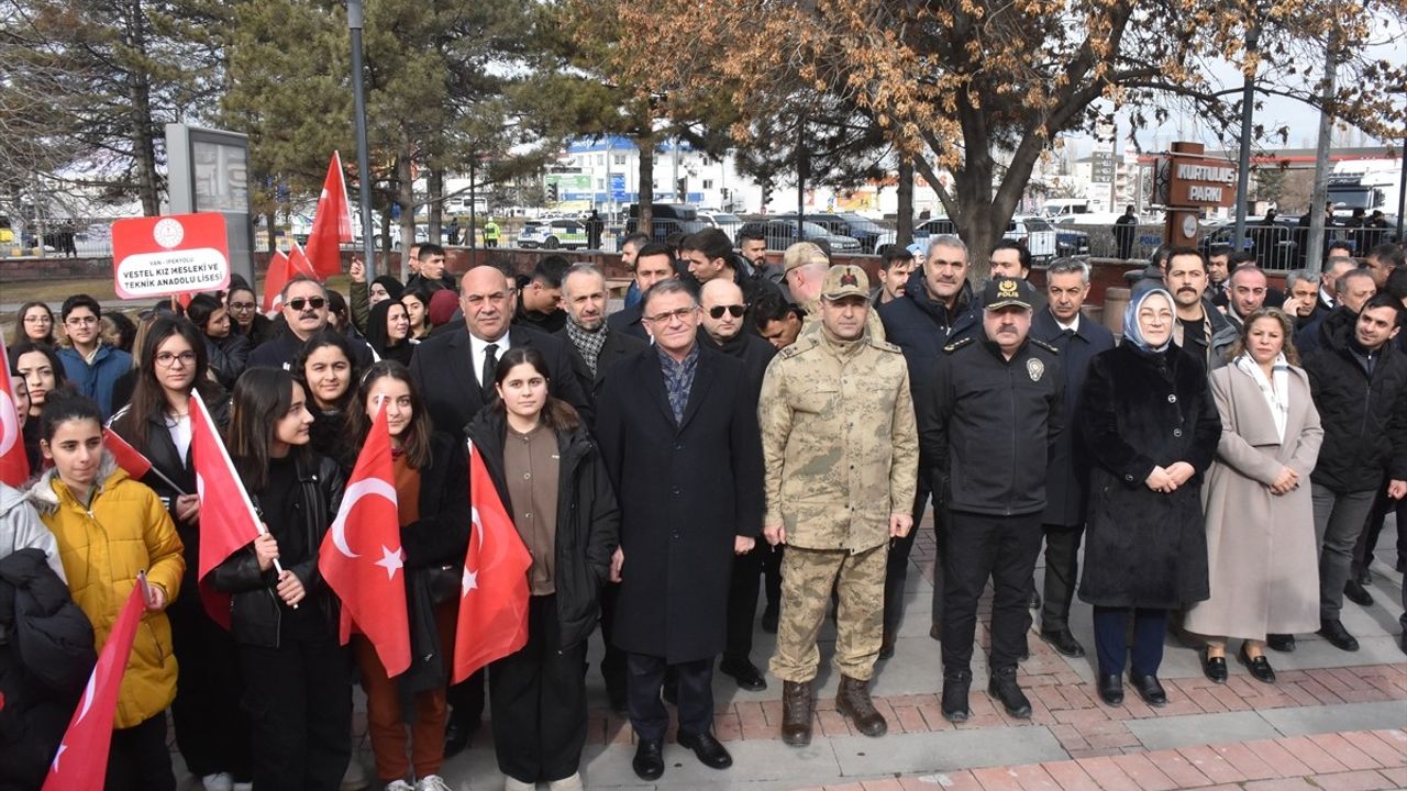 Van'da 120 Kahraman Çocuğa Anma Töreni