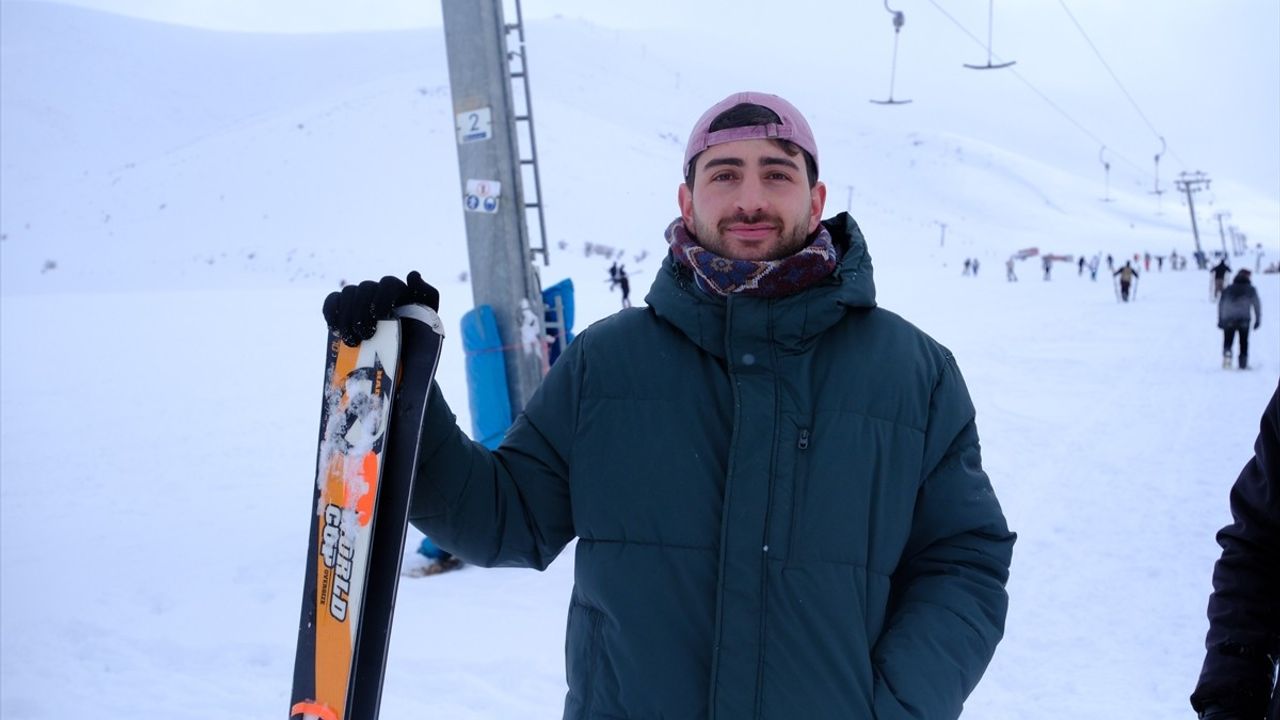 Van'ın Abalı Kayak Merkezi Kayakseverleri Ağırlıyor