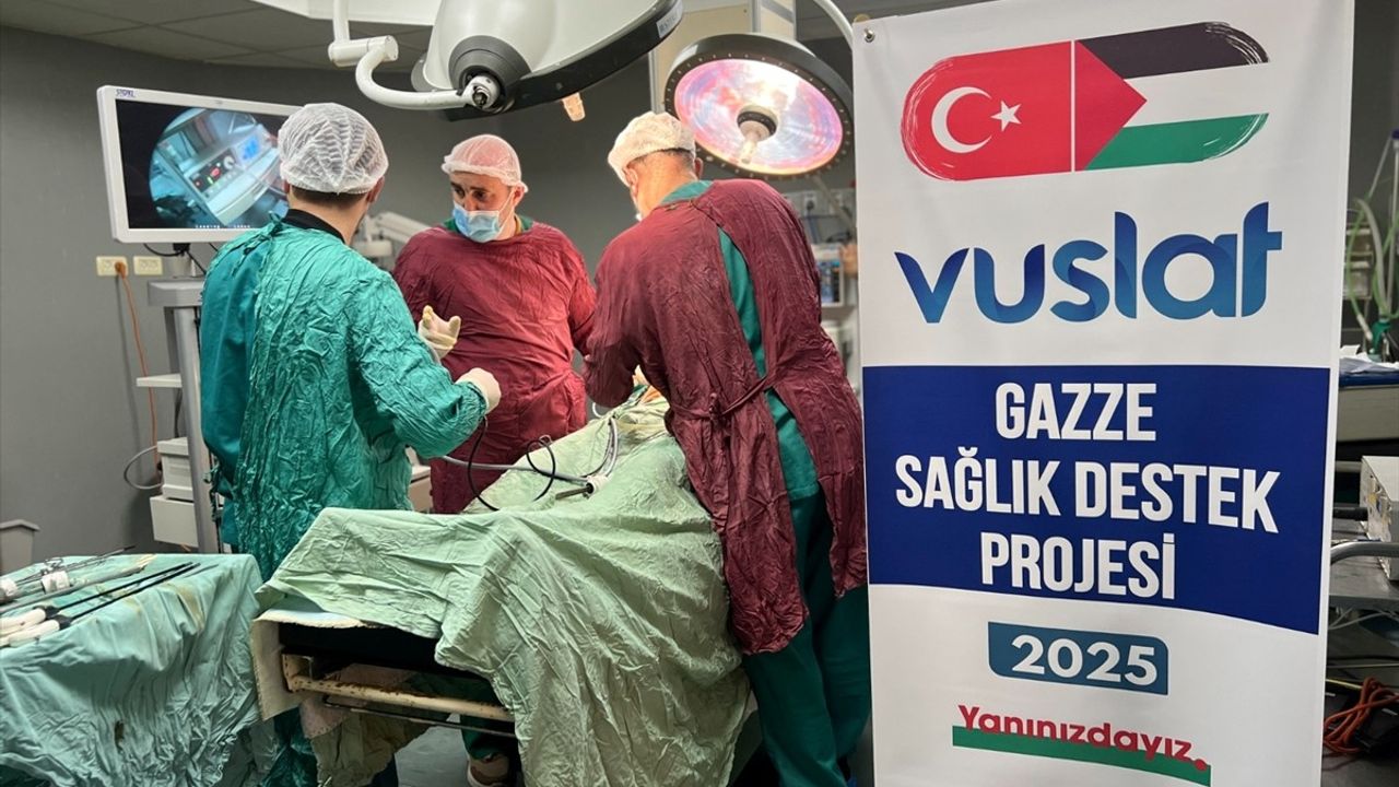 Vuslat Derneği Gazze'de 10.000 Kişiye Yardımda Bulunuyor