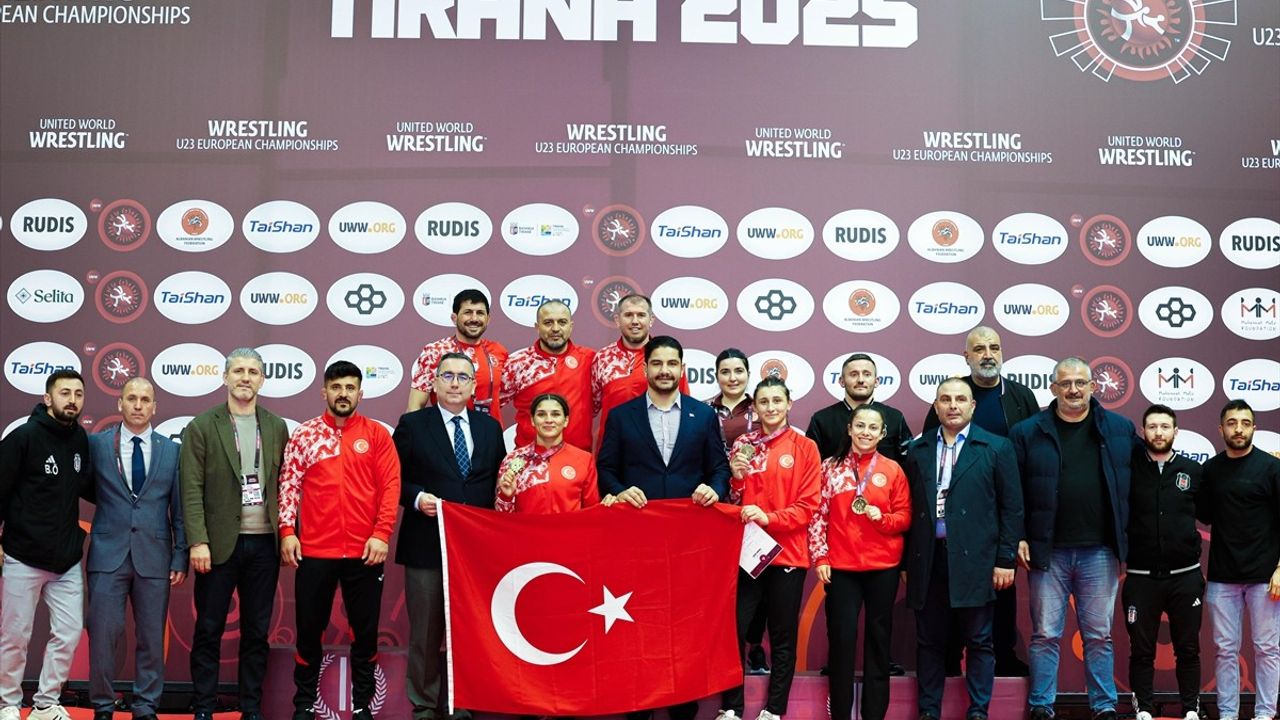 23 Yaş Altı Avrupa Güreş Şampiyonası'nda Türk Kadın Sporcuların Başarısı