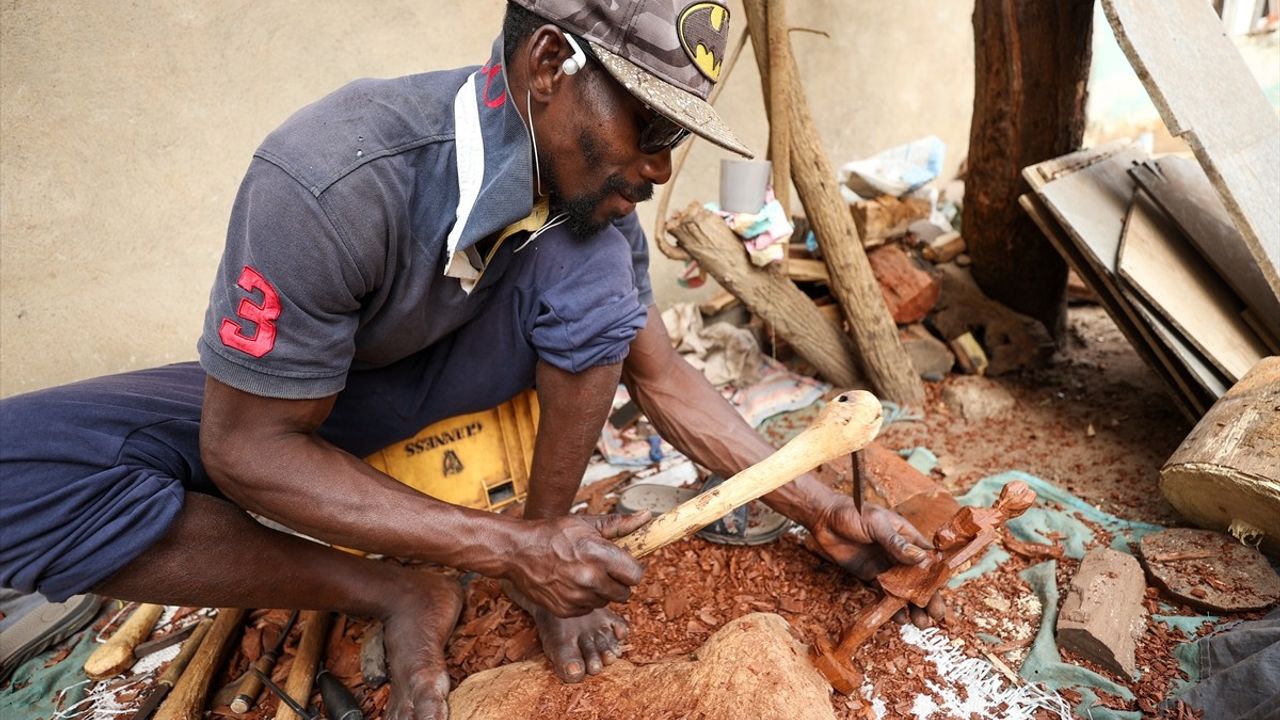 Afrika'nın Sanatla Yeniden Doğuşu