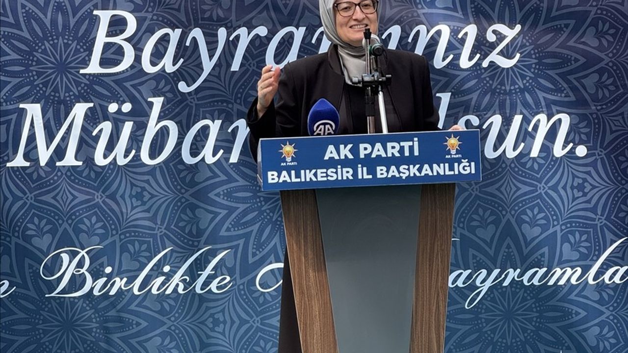 AK Parti Ramazan Bayramı'nda Birlik Vurgusu Yaptı